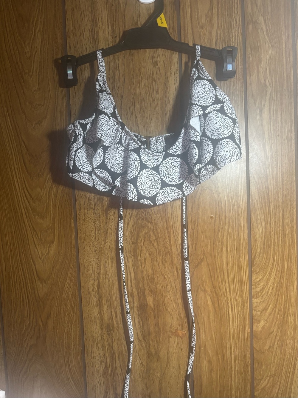 Stylus Black & White Ruffle Girls Bikini Swim Top | Size Girls Large